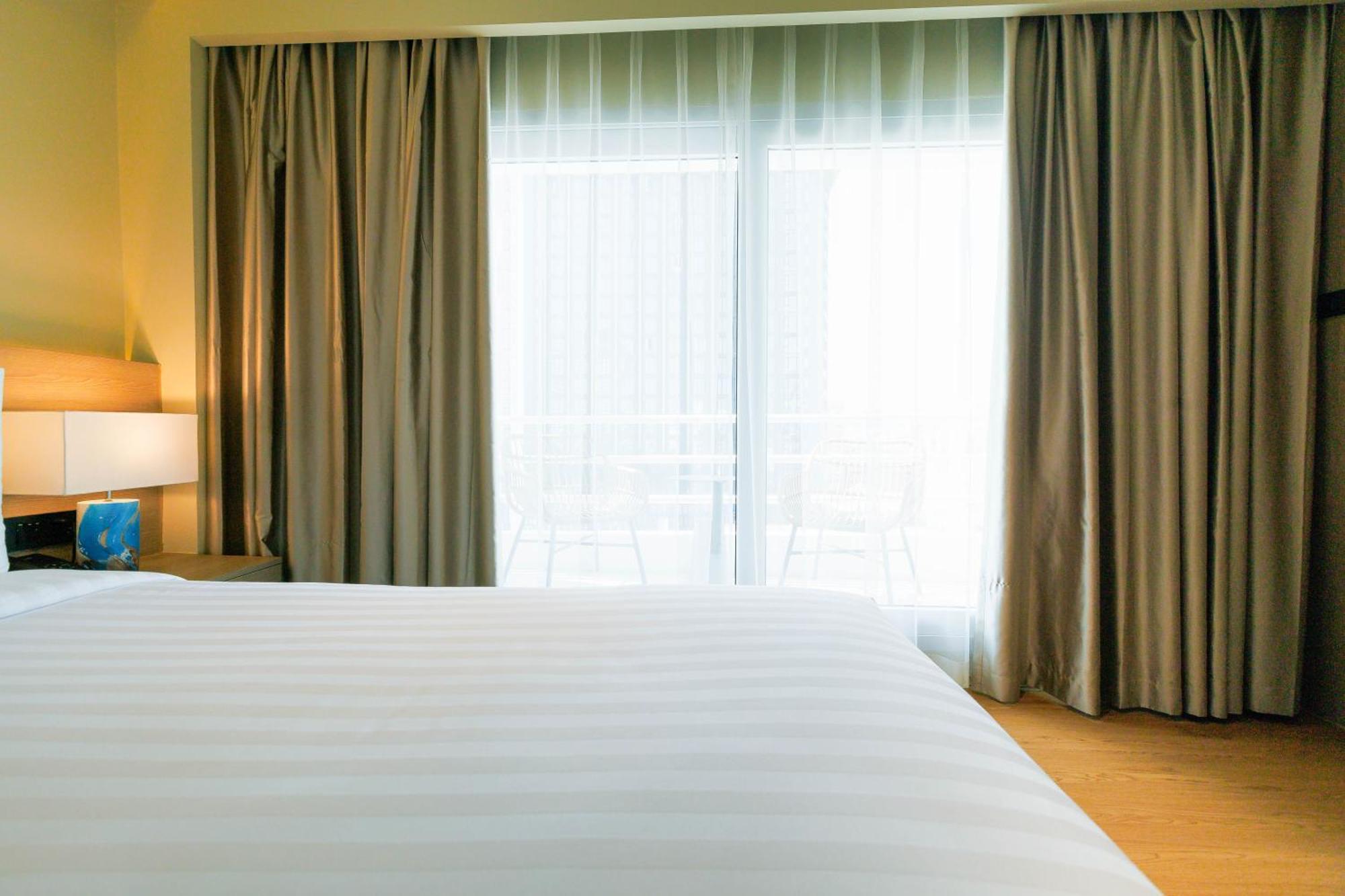 Hotel The One Bay Breeze Pattaya Exterior foto